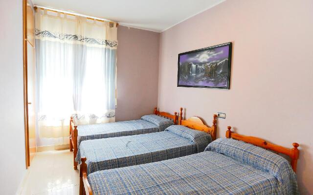 Leticia - Six Bedroom
