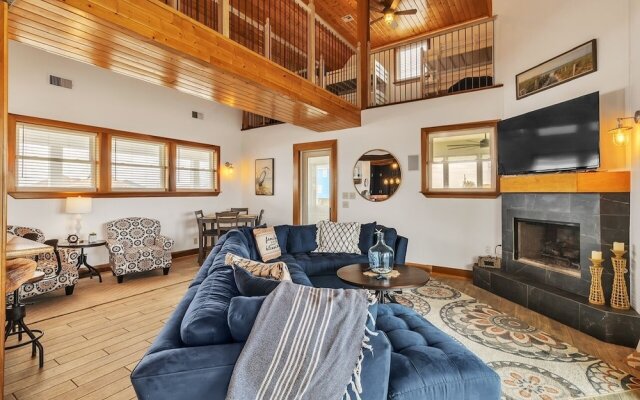 The Sandcastle 4 Bedroom Home by RedAwning