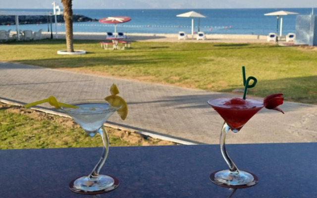 Holiday Beach Resort