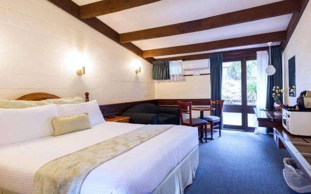 Blackheath Motor Inn