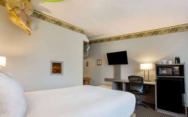 Days Inn & Suites by Wyndham Moncton