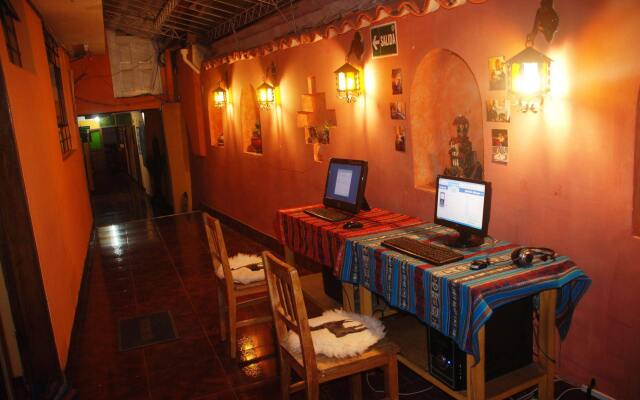 Tayka Hostel