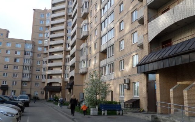 Apartamentyi Na Prospekte Nastavnikov