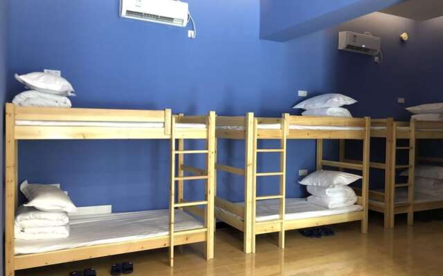 Lemongo Youth Hostel