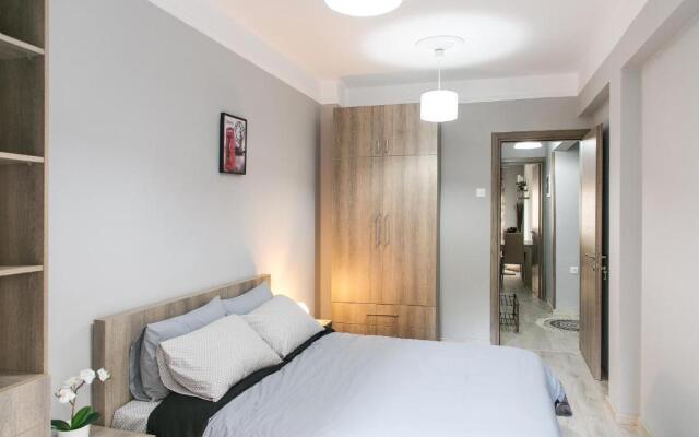 luxury apartment 65m2 downtown