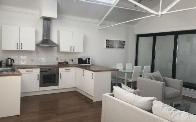 Ice House Apartments