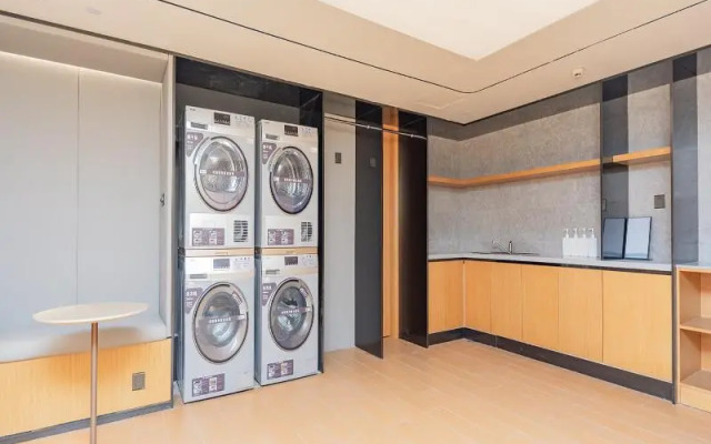 Ji Hotel Hangzhou Binjiang Jiangling Road Metro Station