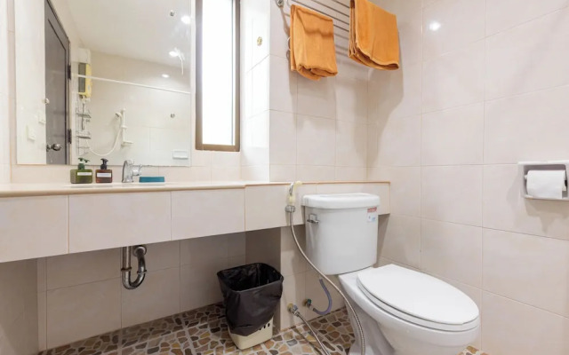 Club 22 Kamala Suites