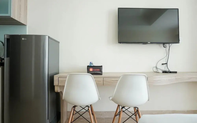 Best Location Studio Room @ Menteng Park Apartment