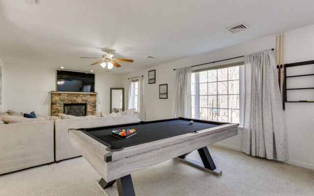 Pet-friendly Pocono Vacation Rental w/ Lake Access