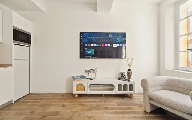 Elegant Appt- AC- 1br/2p - Centre St Tropez