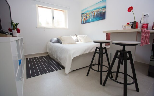 Studio Apartment Laganini