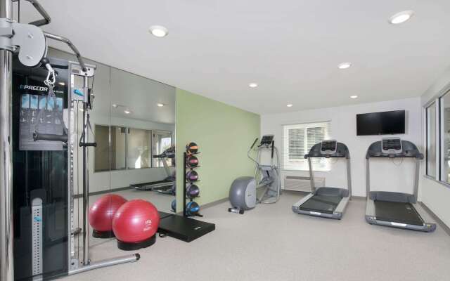 WoodSpring Suites Savannah Pooler