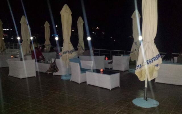 Hotel Vila Kafe