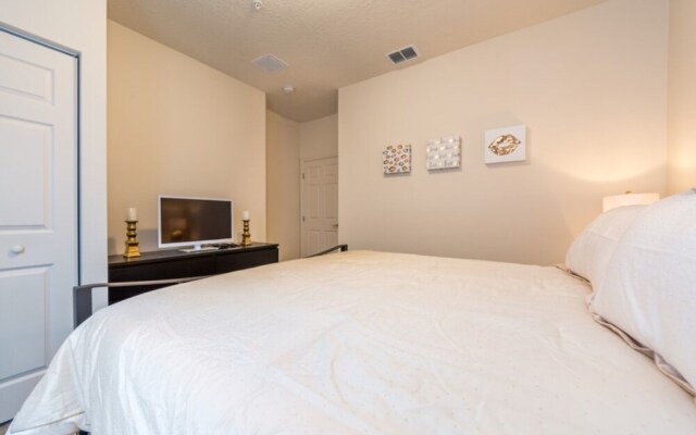 Lucaya Village 5362 B18.102