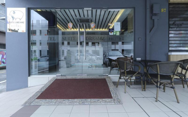 Suite Dreamz Hotel Sri Petaling