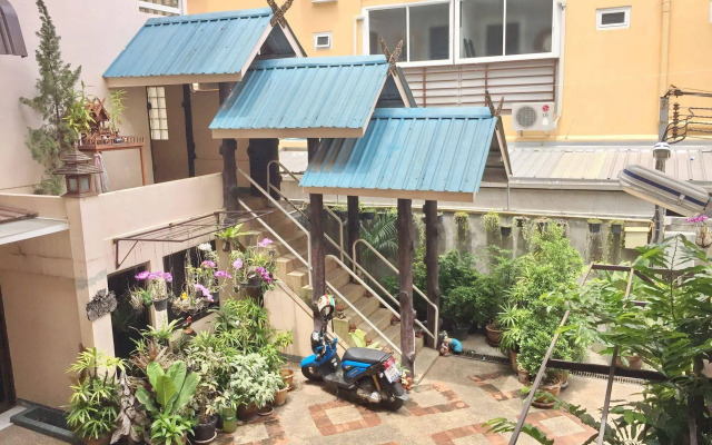 Jang Sripoom House