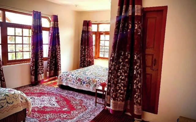 Zaitoon Homestay