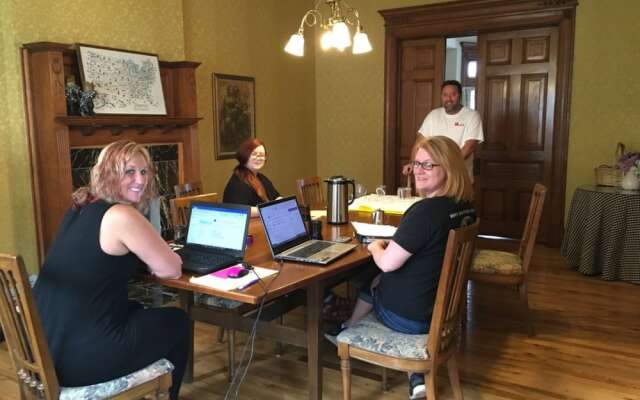 The Levi Deal Mansion Bed & Breakfast