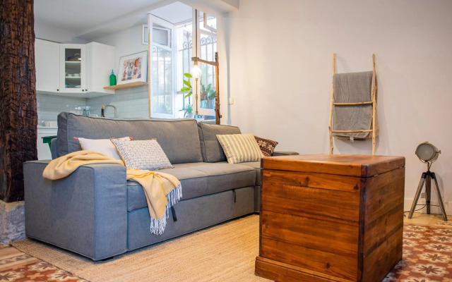 Villa colonial Jardin Algorta centro Puerto Viejo