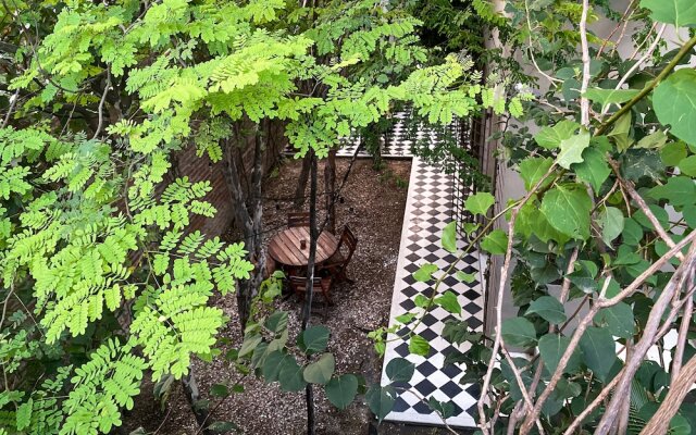 Casa Charlotte Alma Hotels