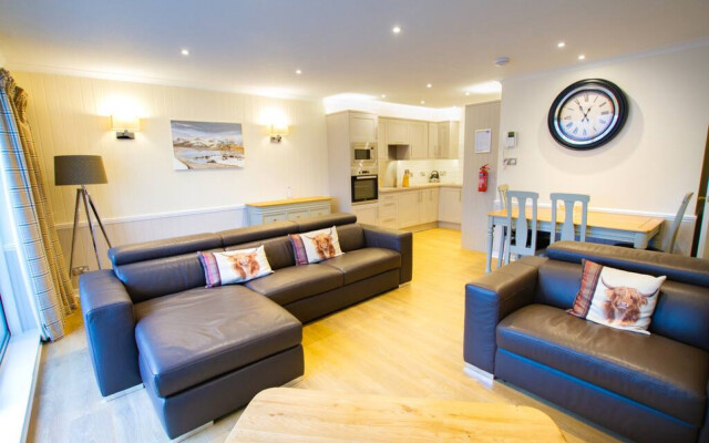 Loch Rannoch Pine Marten Lodge 6
