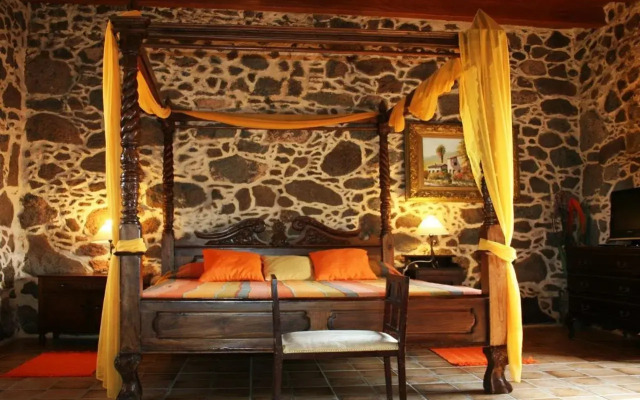Hotel Rural Restaurante Mahoh