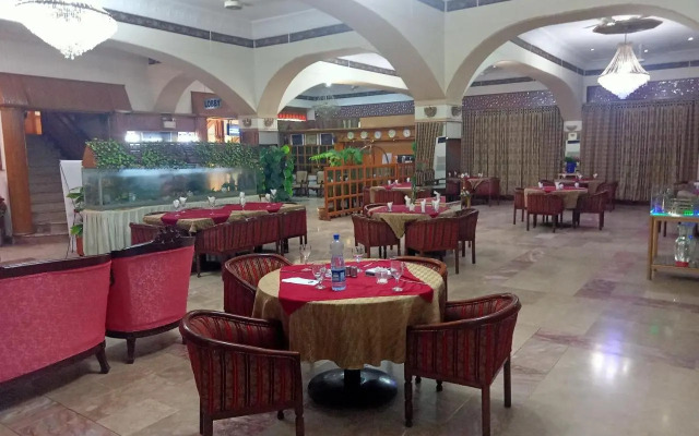 Hotel De Mall