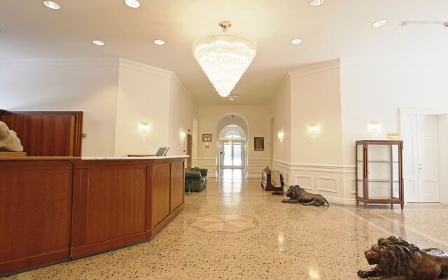 Rechigi Park Hotel