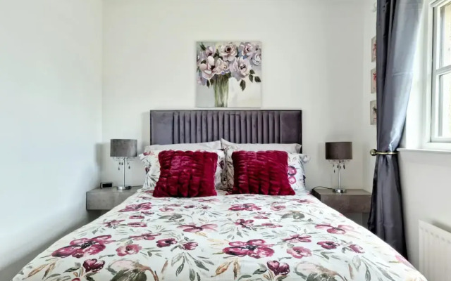 Spacious Family Home In Glasgow