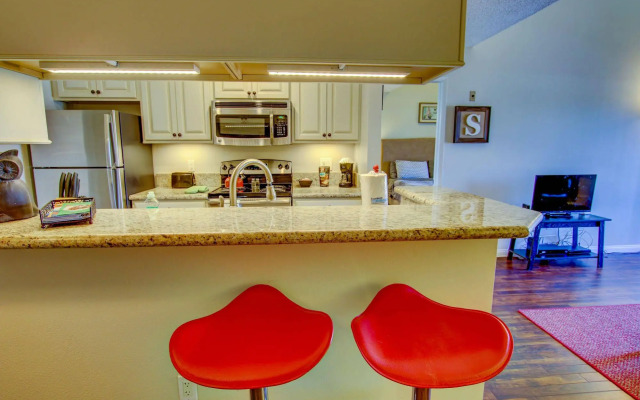 Sunshine Suites at Hillcrest