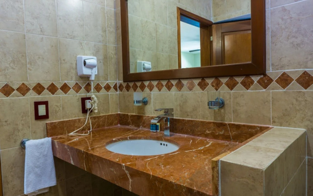 Paseo Del Sol Reef 202 3 Bedroom Condo by RedAwning