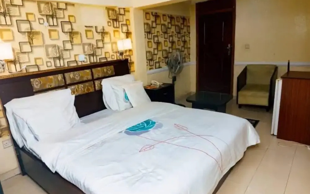 Kenbrill Hyatt Hotel