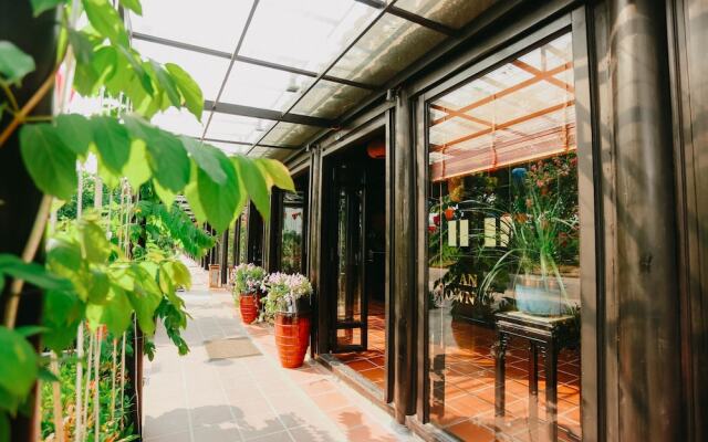 Hoi An Town Home Resort