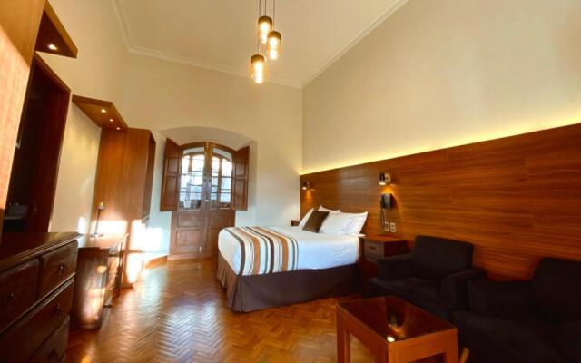 San Juan Suites