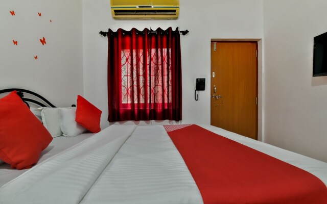 Route 77 by OYO Rooms