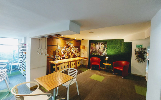 Viaggio Teleport Suites