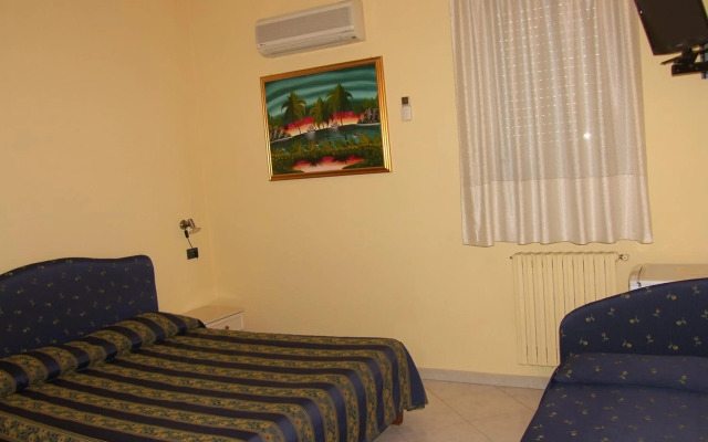 Genius Hotel