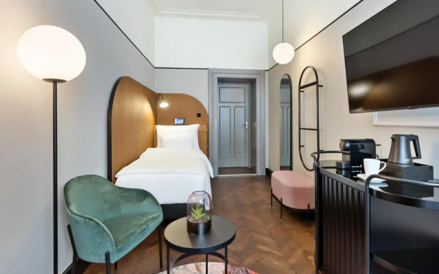 Hotel Astoria Vienna, Curio Collection by Hilton