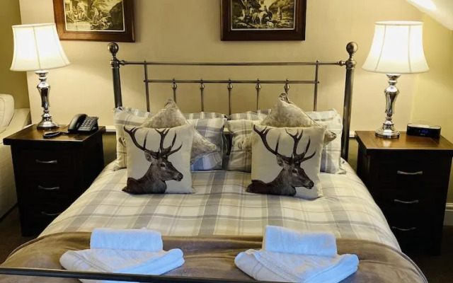 Royal Oak Inn