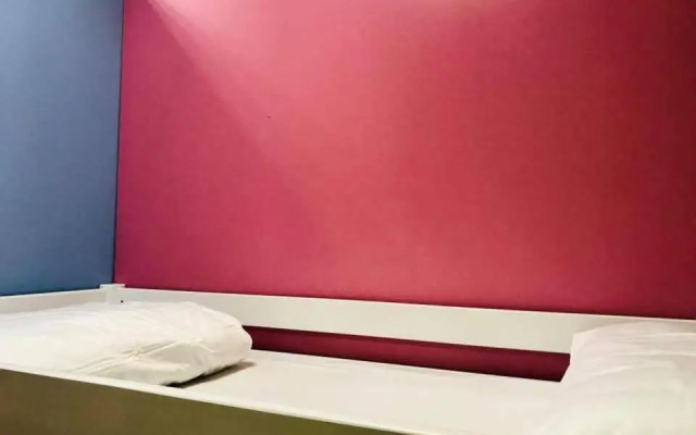 Bowling Hostel