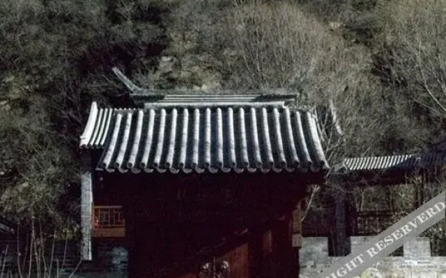Red Capital Ranch/ Shambala At The Great Wall