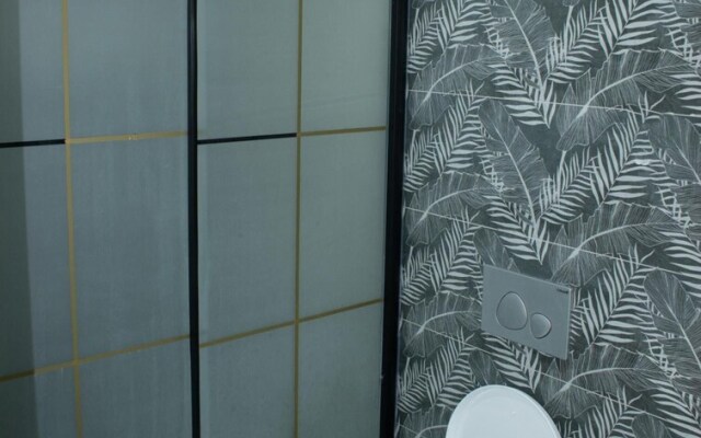 Modern Apartment Near Beach in Muratpasa