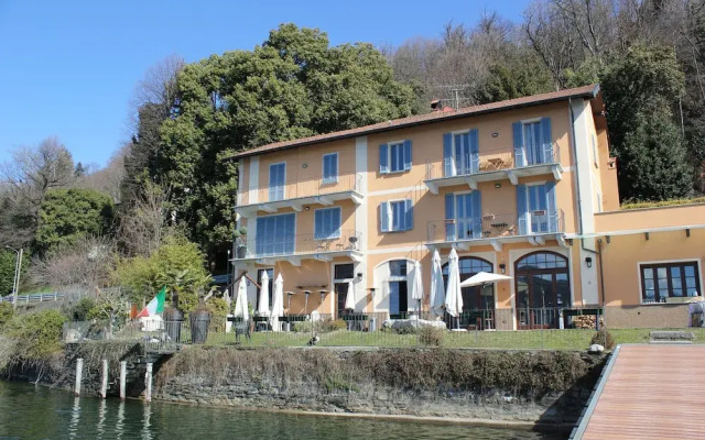 Spectacular View and Separate Entrance for 22 Persons