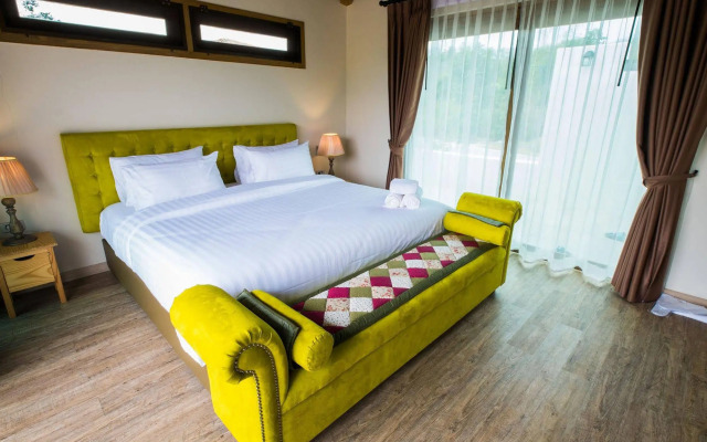 Mela Garden Retreat Cottage