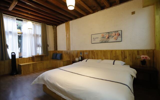 Floral Hotel Dali Zhuoyuan