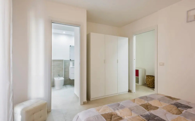 Finestra Su Cala Rossa Wonderful Italy