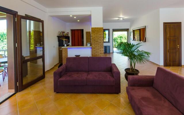 Residence Hydria, Campofelice di Rocella