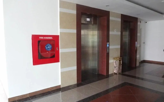 Hotel 365