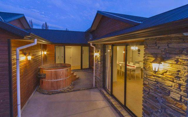 Wanaka Alpine Lodge